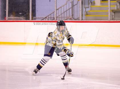Thumbnail 3 in Braintree vs Malden Catholic (Hingham Showcase) photogallery.