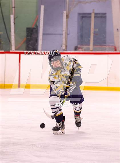 Thumbnail 1 in Braintree vs Malden Catholic (Hingham Showcase) photogallery.