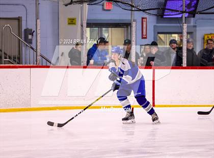 Thumbnail 2 in Braintree vs Malden Catholic (Hingham Showcase) photogallery.