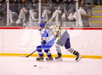Thumbnail 2 in Braintree vs Malden Catholic (Hingham Showcase) photogallery.