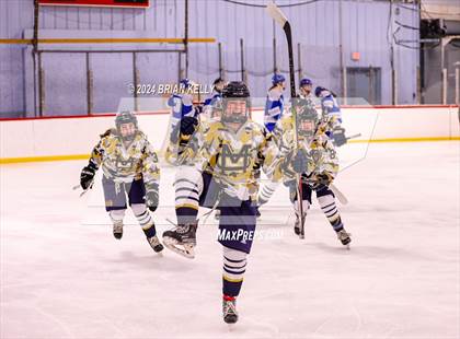 Thumbnail 3 in Braintree vs Malden Catholic (Hingham Showcase) photogallery.