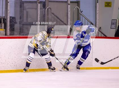 Thumbnail 1 in Braintree vs Malden Catholic (Hingham Showcase) photogallery.