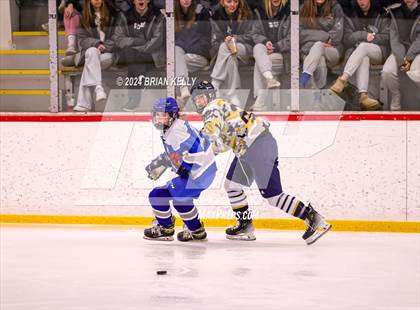 Thumbnail 3 in Braintree vs Malden Catholic (Hingham Showcase) photogallery.