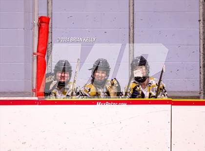 Thumbnail 3 in Braintree vs Malden Catholic (Hingham Showcase) photogallery.