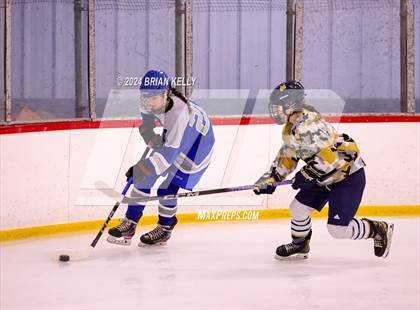 Thumbnail 1 in Braintree vs Malden Catholic (Hingham Showcase) photogallery.