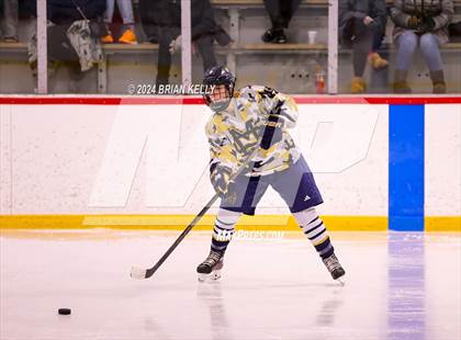Thumbnail 2 in Braintree vs Malden Catholic (Hingham Showcase) photogallery.