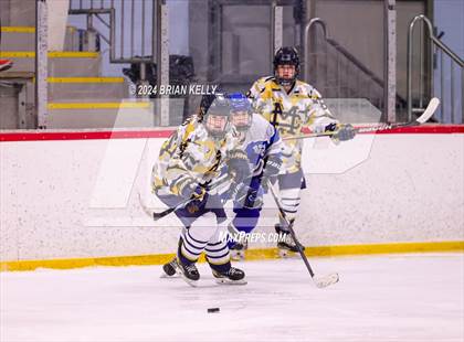 Thumbnail 3 in Braintree vs Malden Catholic (Hingham Showcase) photogallery.