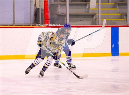 Thumbnail 2 in Braintree vs Malden Catholic (Hingham Showcase) photogallery.