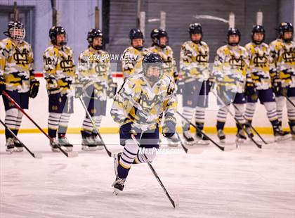 Thumbnail 3 in Braintree vs Malden Catholic (Hingham Showcase) photogallery.