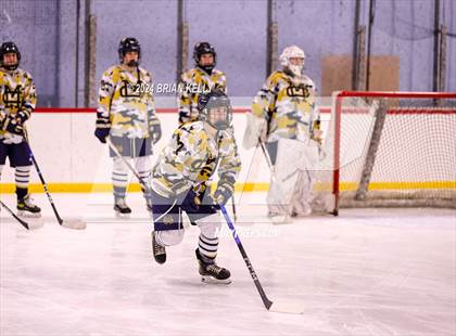 Thumbnail 2 in Braintree vs Malden Catholic (Hingham Showcase) photogallery.