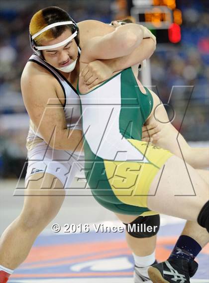 Thumbnail 2 in WIAA 3A 220 LB Championship  photogallery.