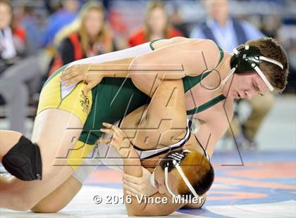 Thumbnail 3 in WIAA 3A 220 LB Championship  photogallery.