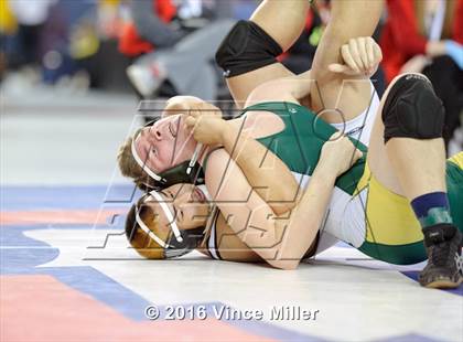 Thumbnail 2 in WIAA 3A 220 LB Championship  photogallery.