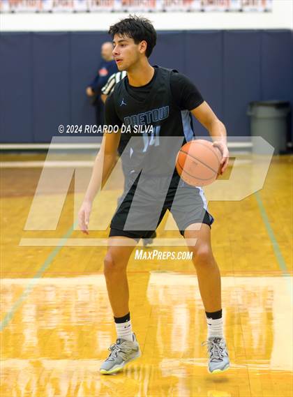 Thumbnail 2 in Seven Lakes vs Paetow photogallery.