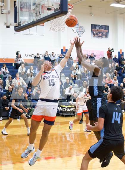 Thumbnail 1 in Seven Lakes vs Paetow photogallery.