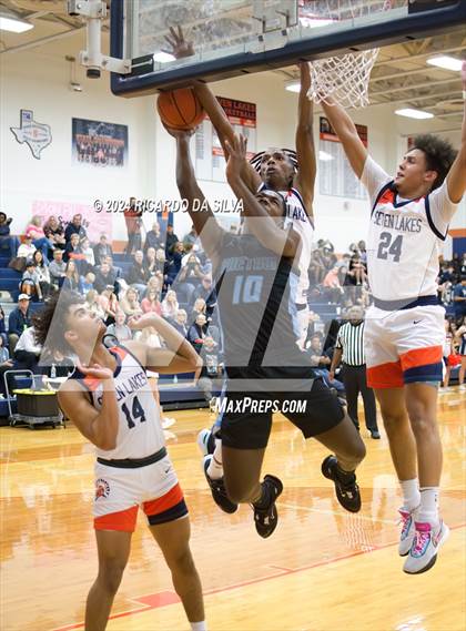 Thumbnail 1 in Seven Lakes vs Paetow photogallery.
