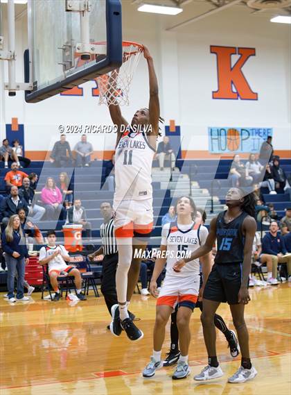 Thumbnail 1 in Seven Lakes vs Paetow photogallery.