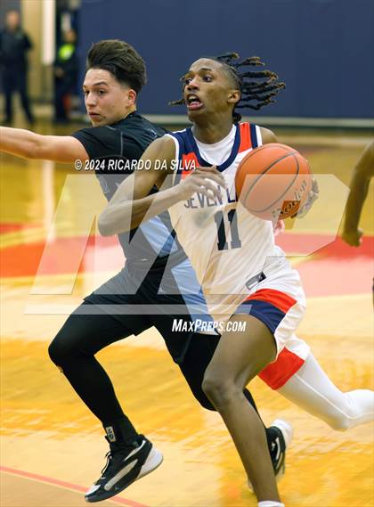 Thumbnail 2 in Seven Lakes vs Paetow photogallery.