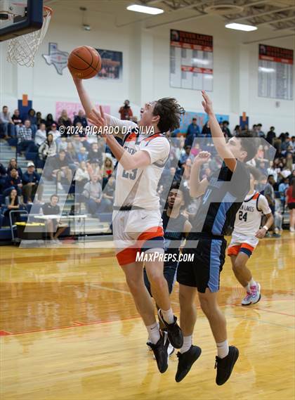 Thumbnail 1 in Seven Lakes vs Paetow photogallery.