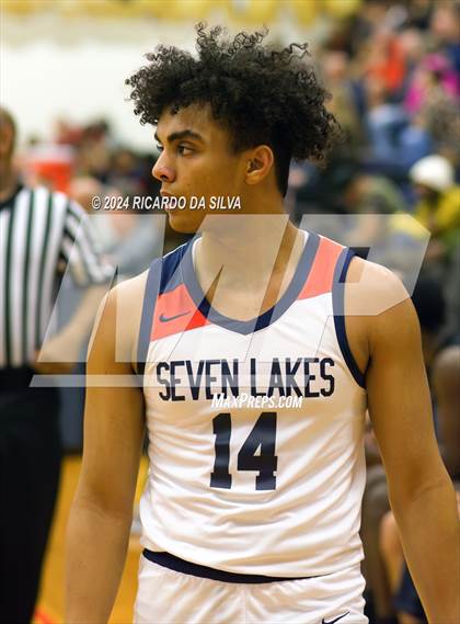 Thumbnail 1 in Seven Lakes vs Paetow photogallery.