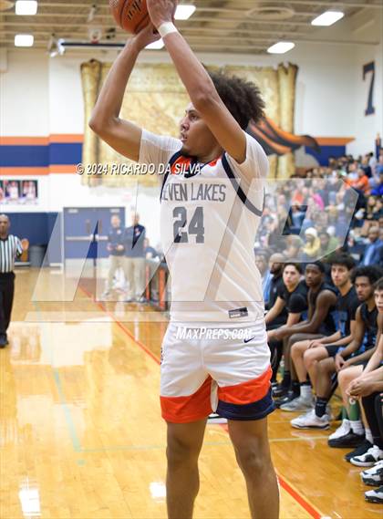 Thumbnail 2 in Seven Lakes vs Paetow photogallery.