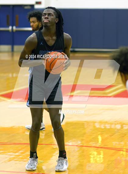 Thumbnail 1 in Seven Lakes vs Paetow photogallery.