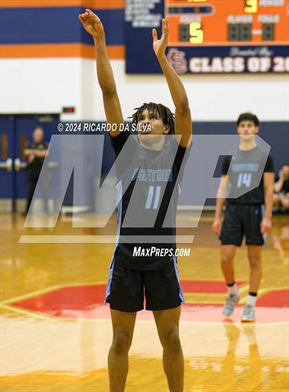Thumbnail 1 in Seven Lakes vs Paetow photogallery.