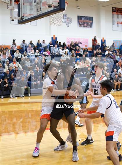 Thumbnail 3 in Seven Lakes vs Paetow photogallery.