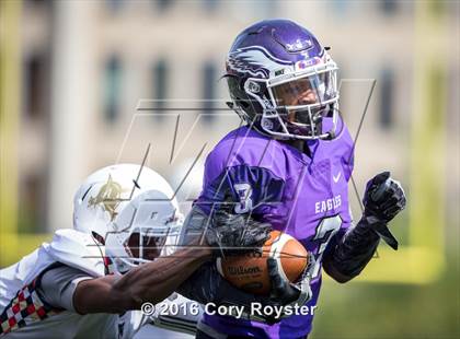 Thumbnail 2 in Avalon @ Gonzaga photogallery.