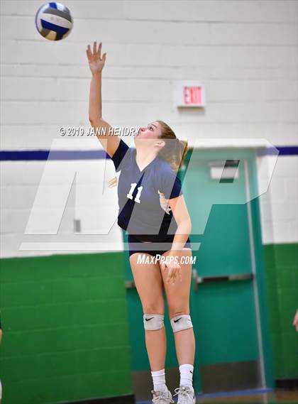 Thumbnail 3 in Dr. Phillips vs. Sacred Heart Cathedral Preparatory (Durango Fall Classic) photogallery.