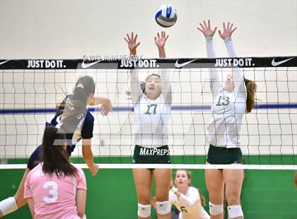 Thumbnail 3 in Dr. Phillips vs. Sacred Heart Cathedral Preparatory (Durango Fall Classic) photogallery.