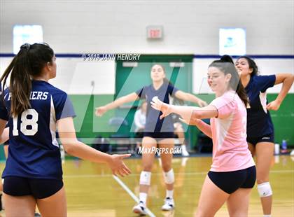 Thumbnail 2 in Dr. Phillips vs. Sacred Heart Cathedral Preparatory (Durango Fall Classic) photogallery.
