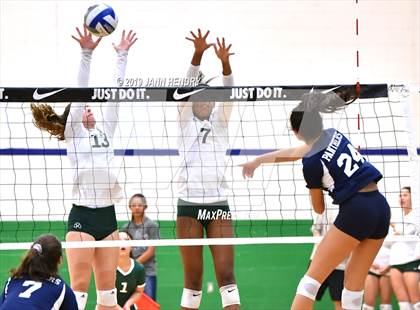 Thumbnail 1 in Dr. Phillips vs. Sacred Heart Cathedral Preparatory (Durango Fall Classic) photogallery.