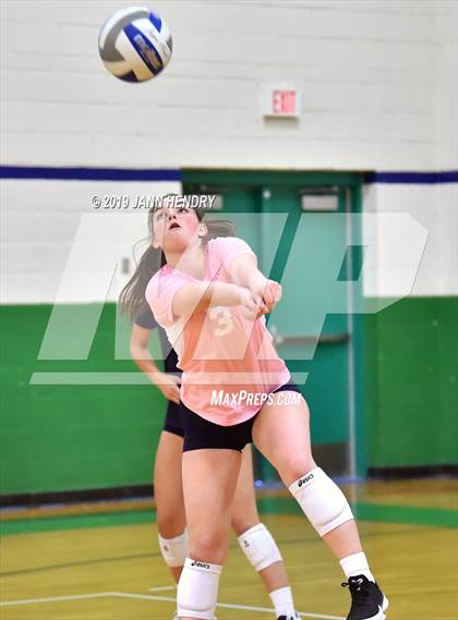 Thumbnail 2 in Dr. Phillips vs. Sacred Heart Cathedral Preparatory (Durango Fall Classic) photogallery.