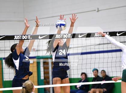 Thumbnail 1 in Dr. Phillips vs. Sacred Heart Cathedral Preparatory (Durango Fall Classic) photogallery.