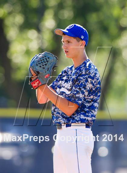 Thumbnail 1 in Rye vs. Wallkill (NYSPHSAA Class A Regional Semifinal) photogallery.