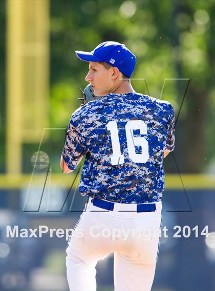 Thumbnail 2 in Rye vs. Wallkill (NYSPHSAA Class A Regional Semifinal) photogallery.