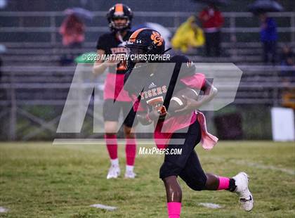 Thumbnail 2 in Vernon vs. Graceville photogallery.
