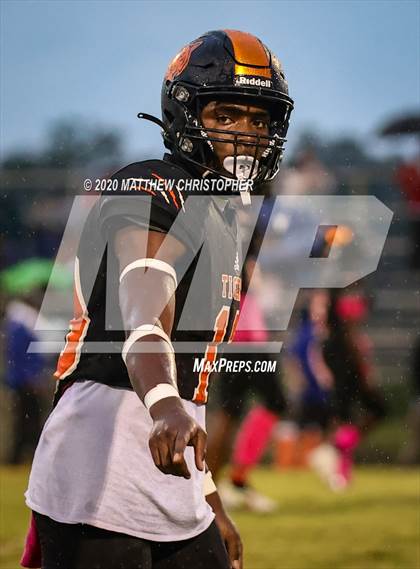 Thumbnail 2 in Vernon vs. Graceville photogallery.