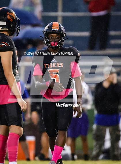 Thumbnail 3 in Vernon vs. Graceville photogallery.