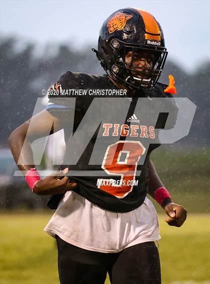 Thumbnail 1 in Vernon vs. Graceville photogallery.