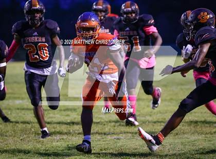 Thumbnail 3 in Vernon vs. Graceville photogallery.