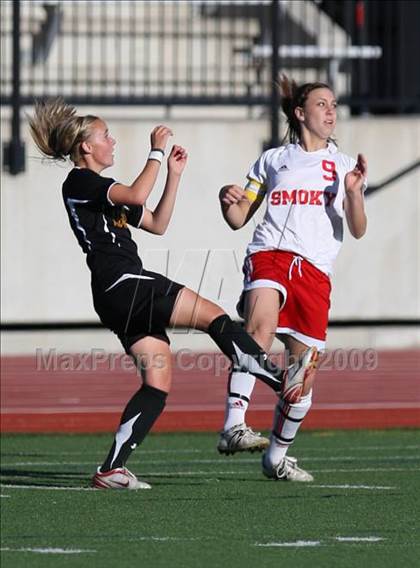 Thumbnail 1 in Arapahoe @ Smoky Hill photogallery.