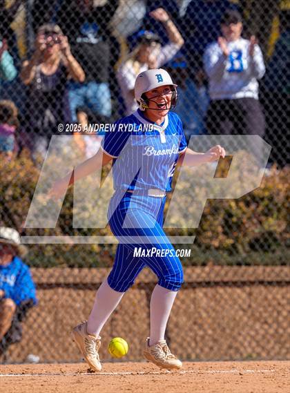 Thumbnail 2 in Broomfield vs. Eaglecrest (CHSAA 5A Semifinal) photogallery.