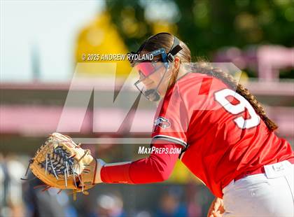 Thumbnail 1 in Broomfield vs. Eaglecrest (CHSAA 5A Semifinal) photogallery.