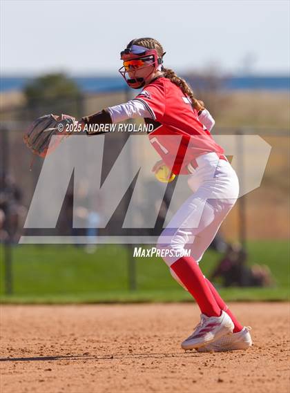 Thumbnail 2 in Broomfield vs. Eaglecrest (CHSAA 5A Semifinal) photogallery.
