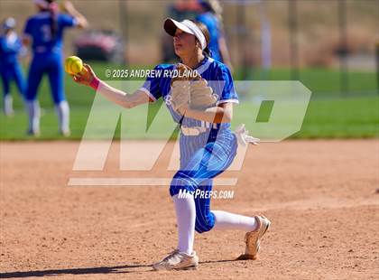Thumbnail 3 in Broomfield vs. Eaglecrest (CHSAA 5A Semifinal) photogallery.