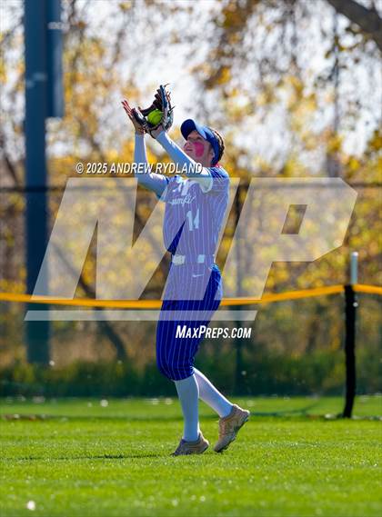Thumbnail 2 in Broomfield vs. Eaglecrest (CHSAA 5A Semifinal) photogallery.
