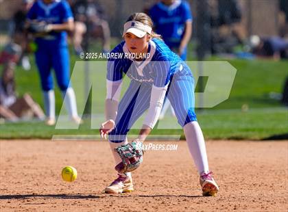 Thumbnail 2 in Broomfield vs. Eaglecrest (CHSAA 5A Semifinal) photogallery.