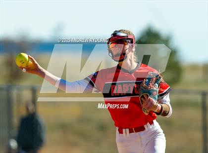 Thumbnail 3 in Broomfield vs. Eaglecrest (CHSAA 5A Semifinal) photogallery.